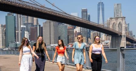 AuPairCare Connect group of au pairs close to Brooklyn Bridge