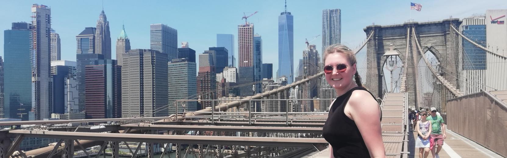 Laura in New York City Au pair Laura on the Brooklyn Bridge